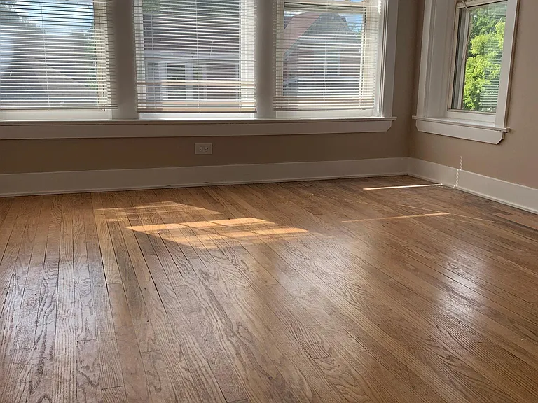 1434 W Marquette Rd #2 — Photo 4