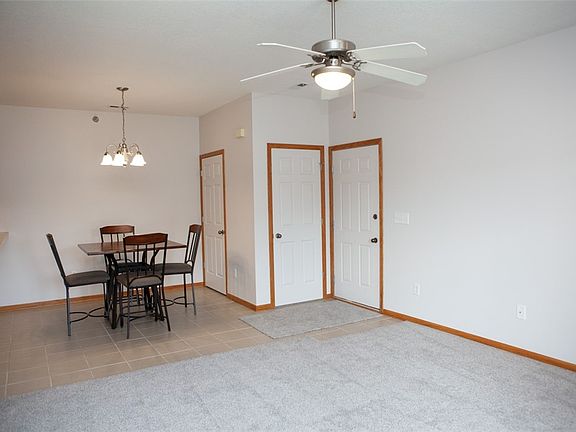 5th image of 1845 SW White Birch Cir Unit 5