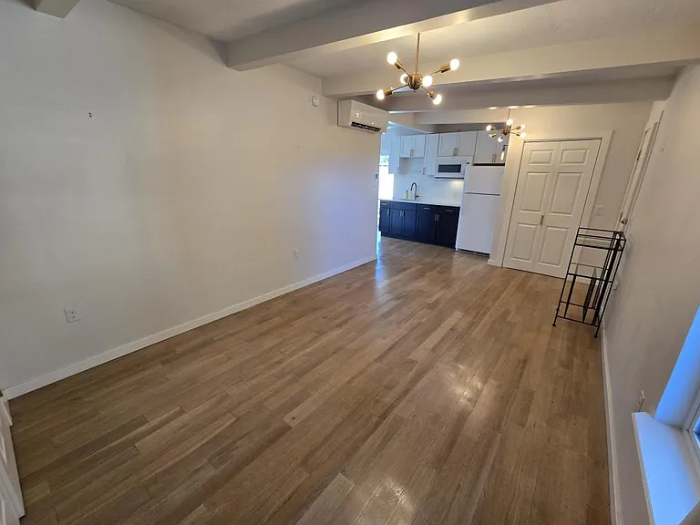 167 Robbins Ave #B — Photo 3