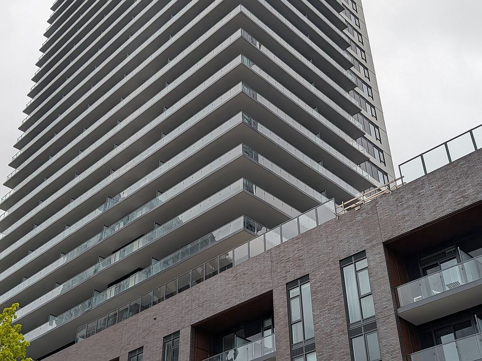 1st image of 2075 Lakeshore Rd #407