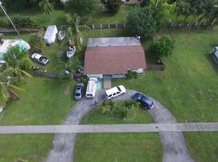 189 Ohio Rd, Lake Worth, FL 33467