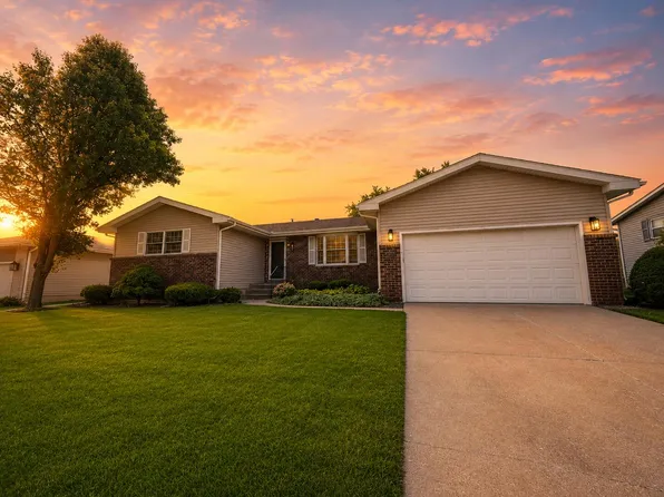 1619 W 95th Ave, Crown Point, IN 46307