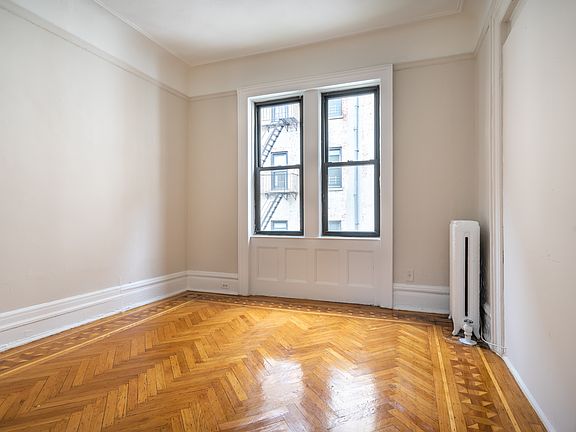 3rd image of 189 Claremont Ave APT 65