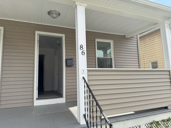 86 Florence St #86, Manchester, CT 06040
