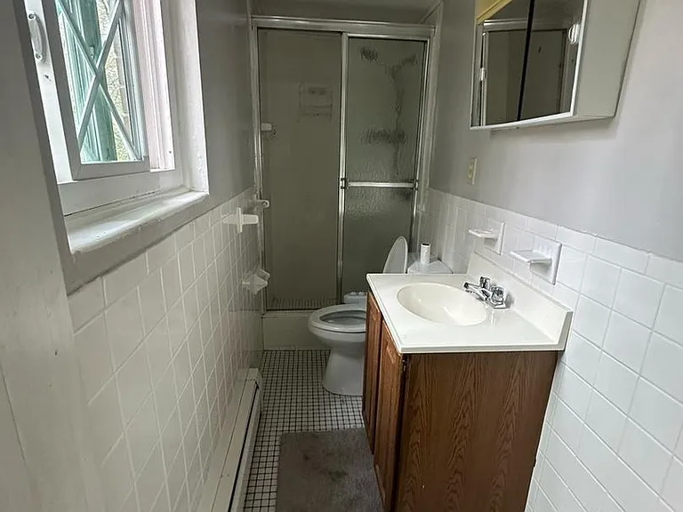 48 Fernview Ave #9 — Photo 12