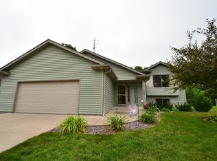 530 5th St E, Wanamingo, MN 55983
