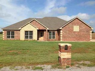 138 Blackberry Rd, Elgin, OK 73538