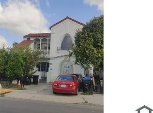 1105 W 52nd St, Los Angeles, CA 90037