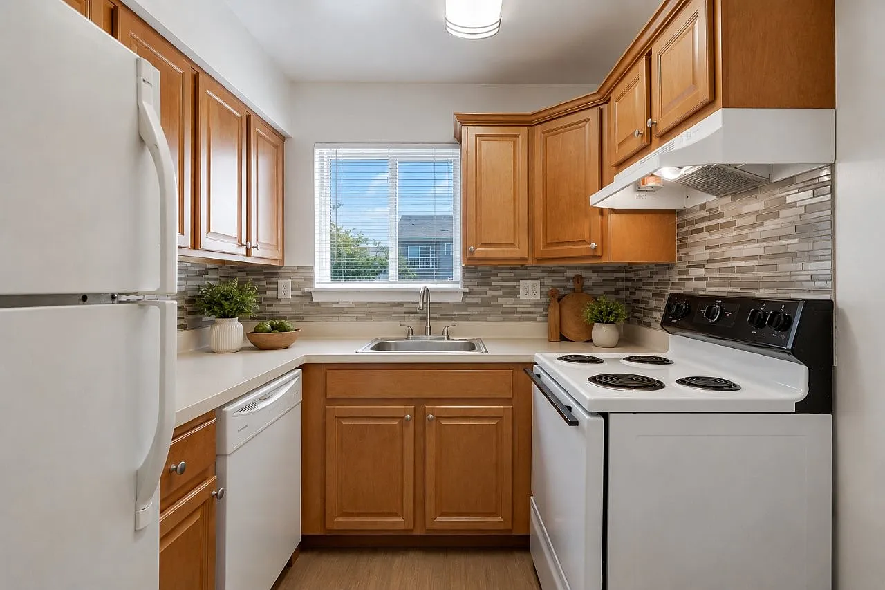 Penbrooke Meadows Apartment Homes — Photo 3