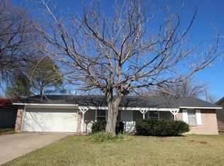 2521 W Rochelle Rd, Irving, TX 75062