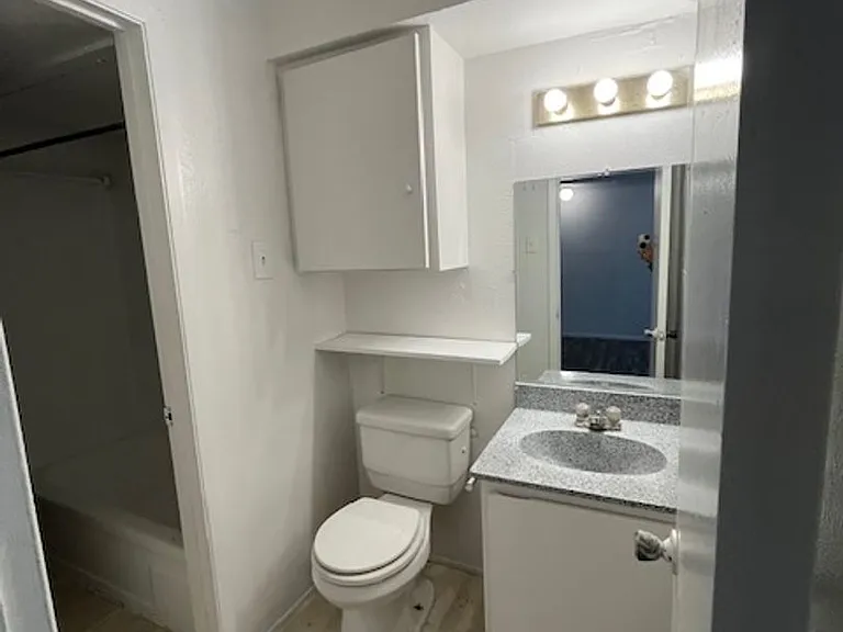4716 Sycamore St — Photo 39