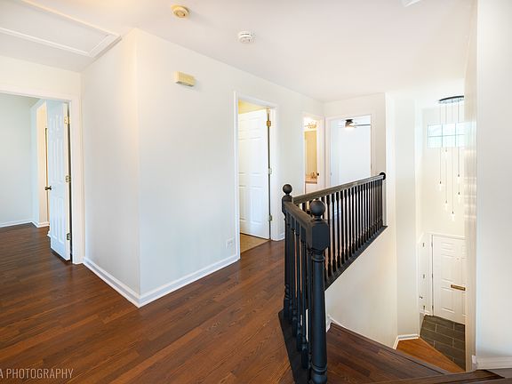 4th image of 1681 Penny Ln APT B