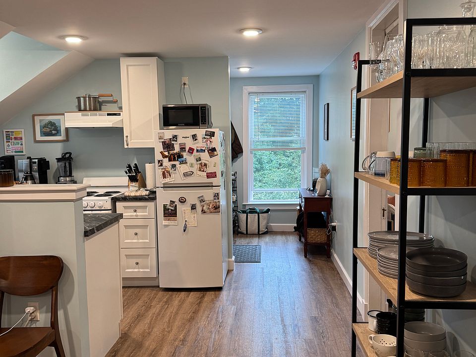 The storage closet is at the opposite end of the entry window right where I'm standing.