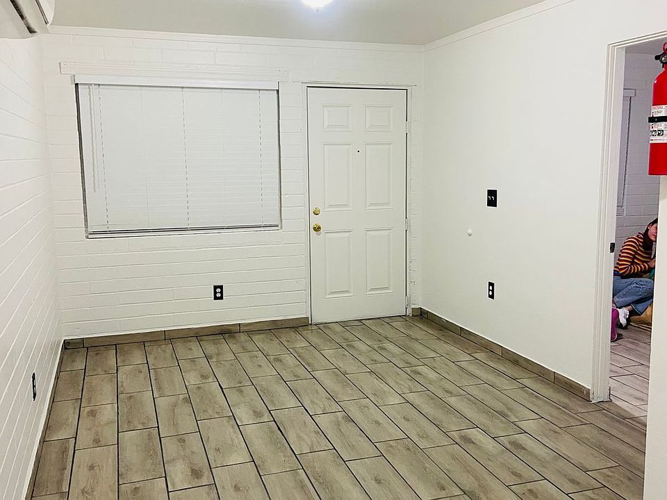 1st image of 6213 S Morris Blvd Unit 1