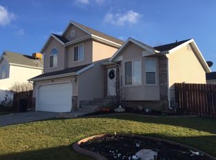 861 W 1520 N, Clinton, UT 84015