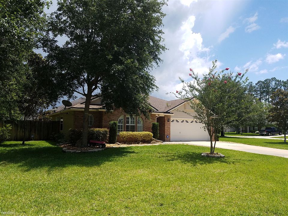 2nd image of 2100 Thorn Hollow Ct