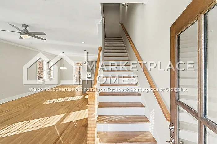 2 bed, 2.5 bath, 1425 sqft, $2,295 — Photo 2