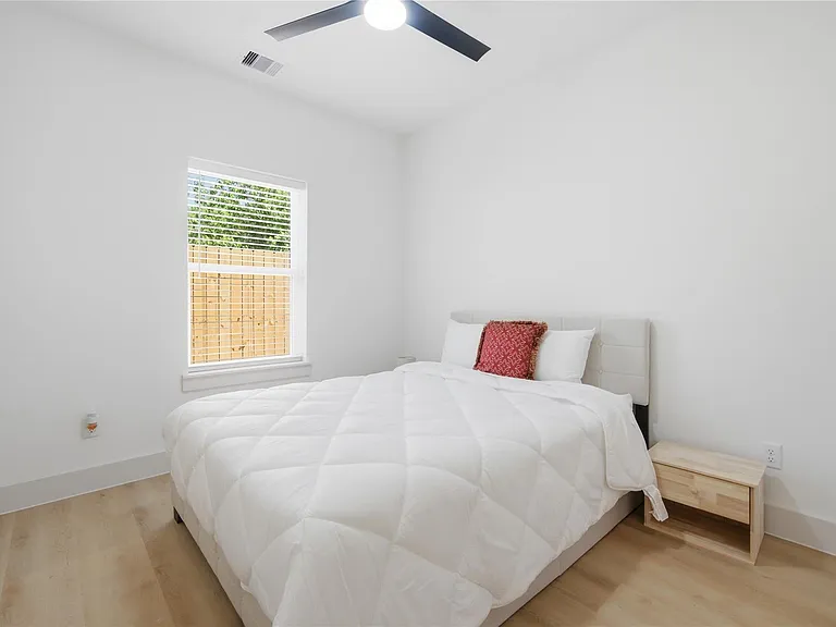 5507 Hershe St — Photo 12