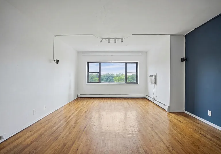 204 Woodcliff Ave #4C — Photo 2