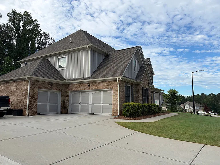 139 Manchester Ln — Photo 15