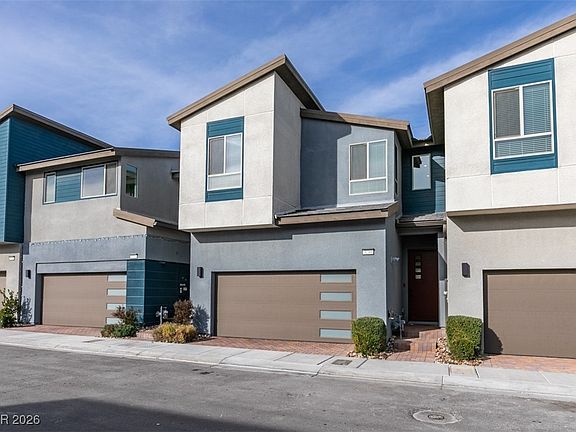 2nd image of 3210 Vittoria Ave