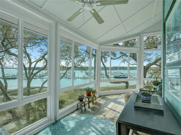 73 Skull Creek Dr #312, Hilton Head Island, SC 29926