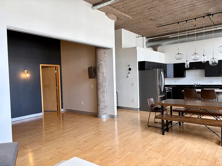 521 S 7th St #522 — Photo 5