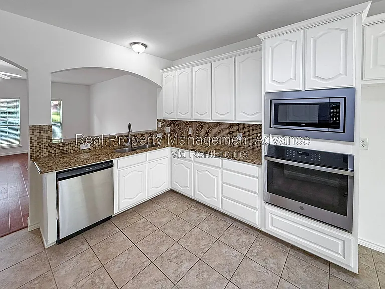 3604 Vista Verde Trl — Photo 9