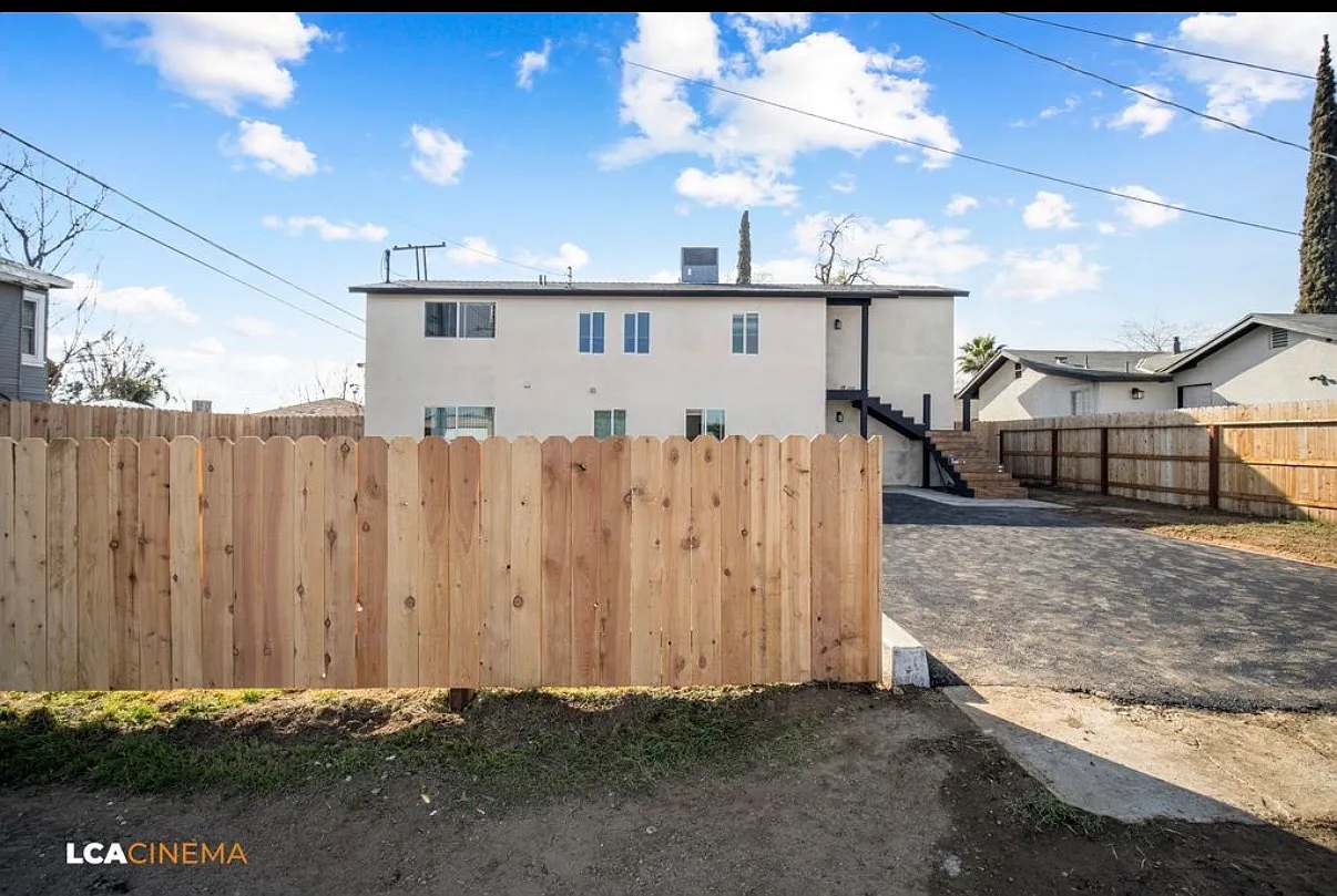 2 bed, 950 sqft, $1,400 — Photo 3