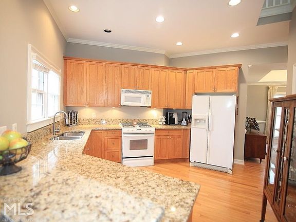 3rd image of 1865 Pennistone Way