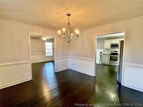 4th image of 239 Yorkshire Dr