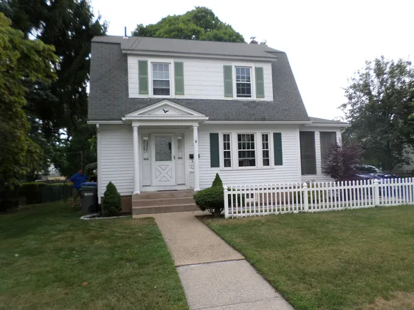 27 Dudley Street, Manchester, CT 06040