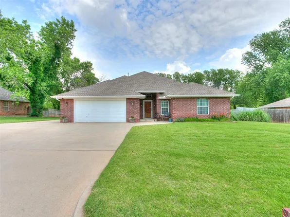 8004 Westwood Ln, Oklahoma City, OK 73169