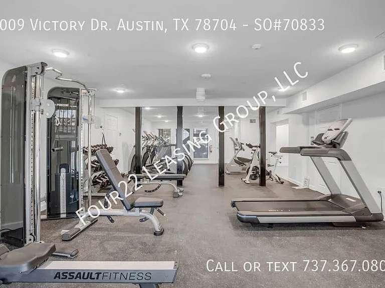 4009 Victory Dr #78704 — Photo 2