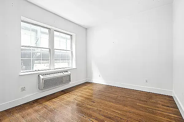 Rented by Friedman Mayer, LREB | media 10