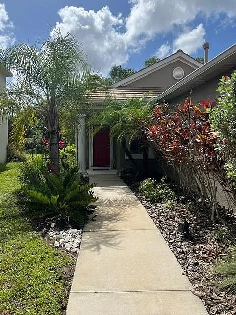 3 bed, 2.0 bath, 1331 sqft, $7,000 — Photo 2