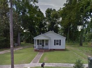 145 W Laurel St, Mullins, SC 29574
