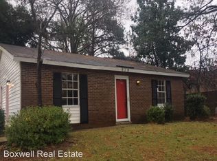619 Kellam Cir, Fayetteville, NC 28311