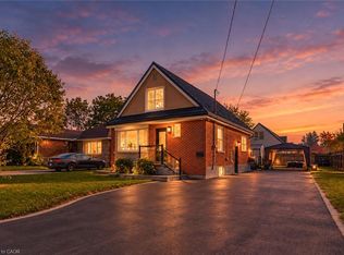 100 Montrose Ave, Hamilton, ON L8K 4Y7