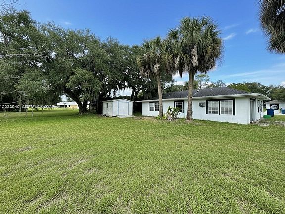 4th image of 4029 E Sunflower Cir