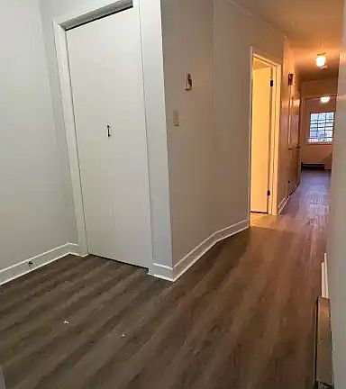 2nd image of 36 Thom St #6