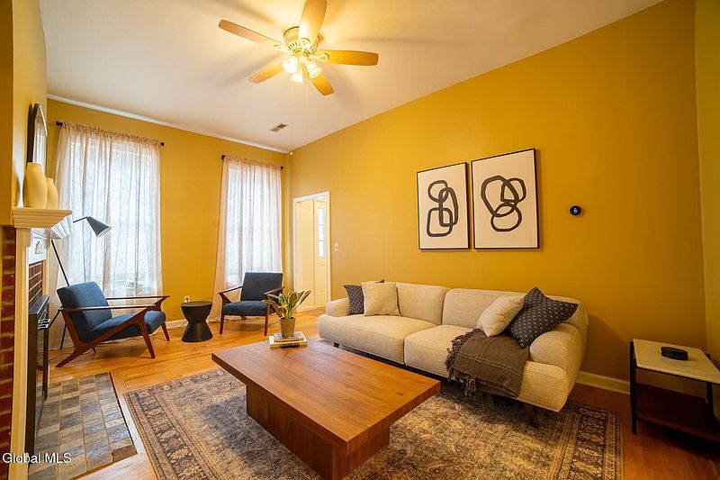 3rd image of 339 Hamilton Street