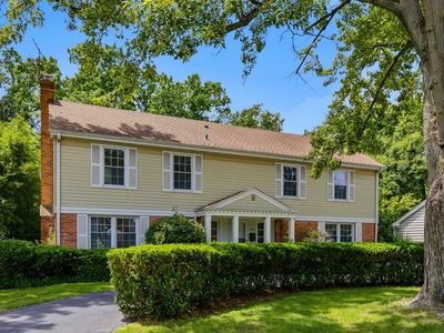 750 Carriage Way, Deerfield, IL, 60015