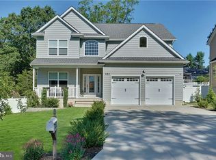 252 Tackle Ave, Manahawkin, NJ 08050