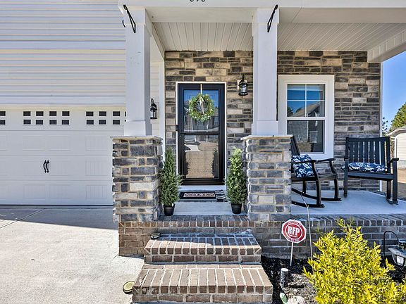 3rd image of 616 Rose Quartz Ln