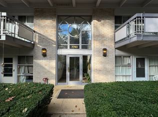7740 Donnybrook Ct APT 202, Annandale, VA 22003