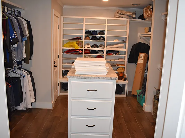 1616 W Dengar Ave — Photo 10