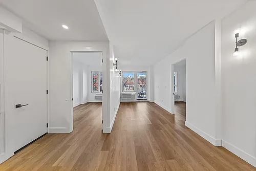 1042 President St Photo 1
