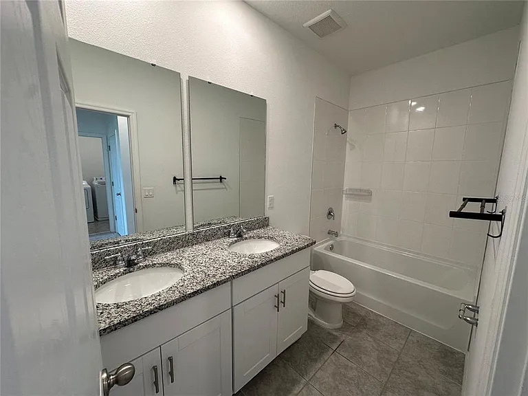 4724 Homestead Trail St — Photo 21