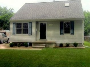 1510 Crestbrook Ln, Flint, MI 48507